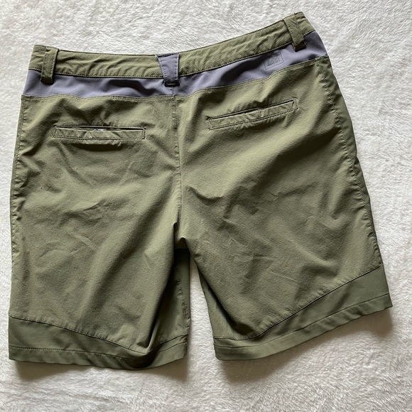 REI Venturi Hiking Shorts - Picture 2 of 10